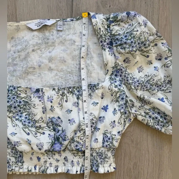& Other Stories Blue Floral Puff Sleeve Blouse - Picture 8 of 8